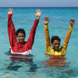 Meet new friends for swimming in clothes